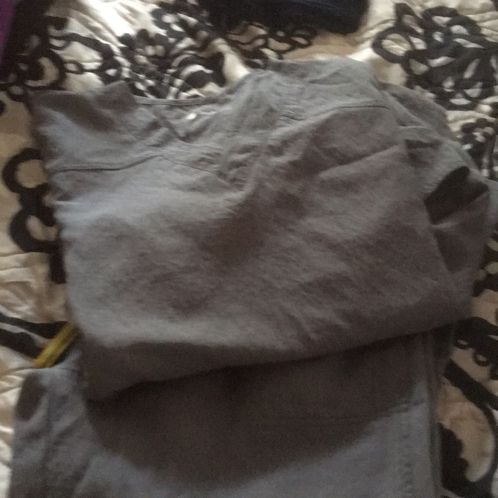 Gray wonder wink scrubs